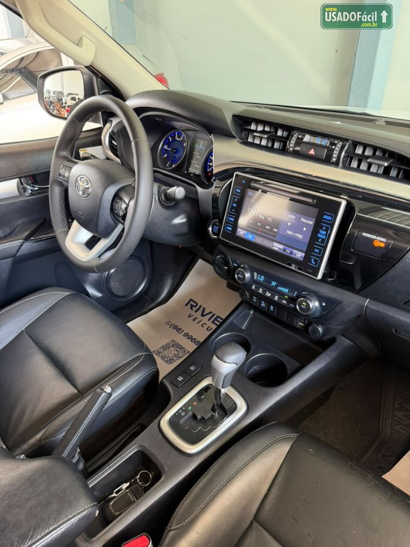 Toyota Hilux SRX CD 2.8 4x4 TDI Automático Diesel 2017/2017 — foto 7 de 12