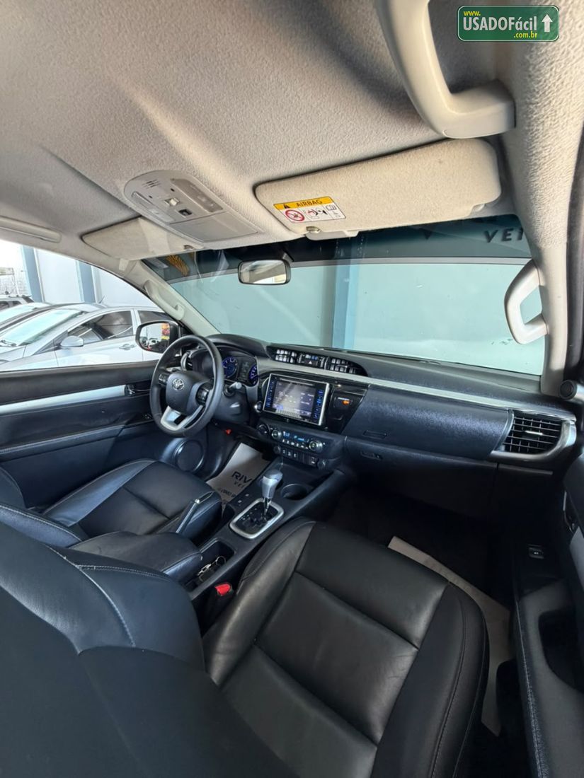 Toyota Hilux SRX CD 2.8 4x4 TDI Automático Diesel 2017/2017 — foto 8 de 12