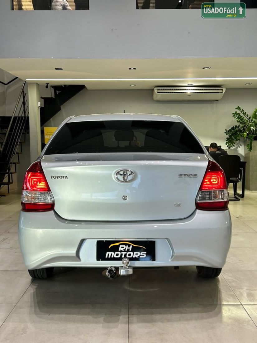 Toyota Etios Sedan X 1.5 Automático Flex 2018/2019 — foto 5 de 13