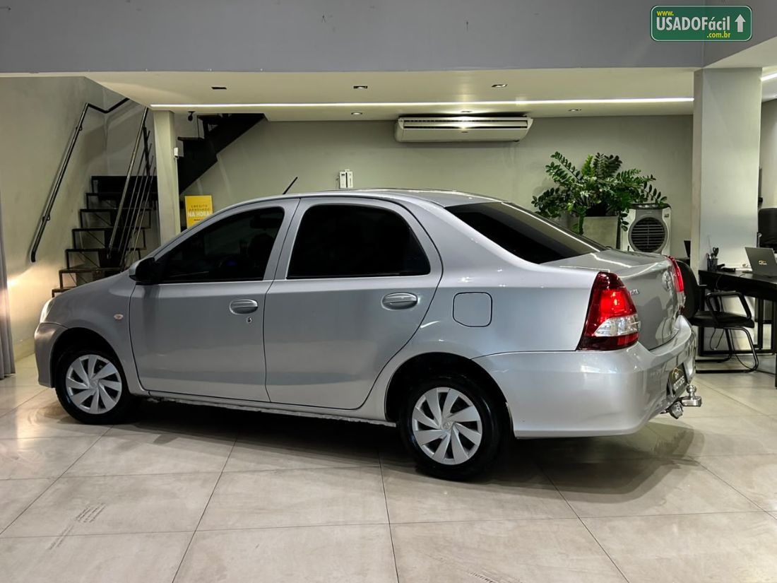 Toyota Etios Sedan X 1.5 Automático Flex 2018/2019 — foto 6 de 13
