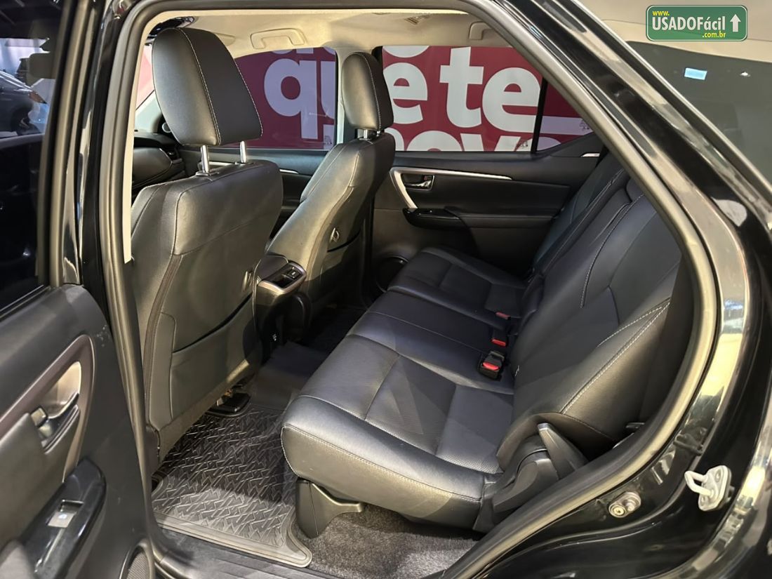 Toyota Hilux SW4 SRX 2.8 4x4 TDI Automático Diesel 2021/2021 — foto 10 de 15