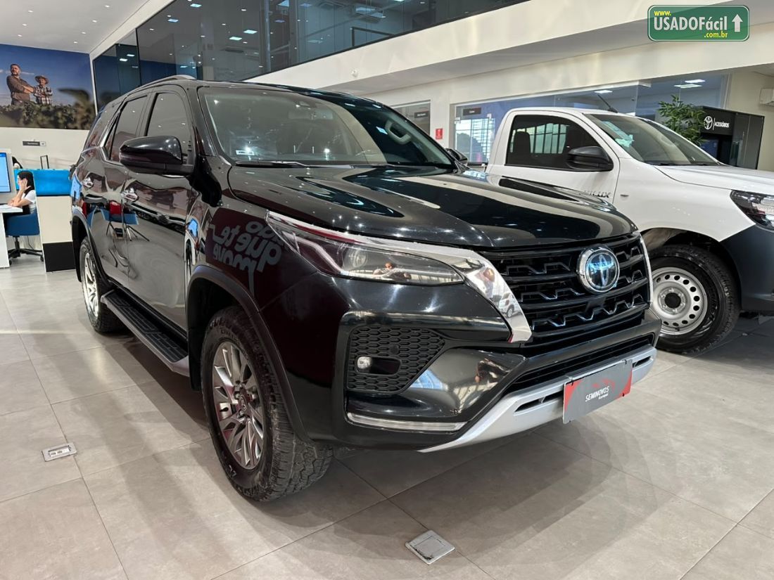 Toyota Hilux SW4 SRX 2.8 4x4 TDI Automático Diesel 2021/2021 — foto 3 de 15