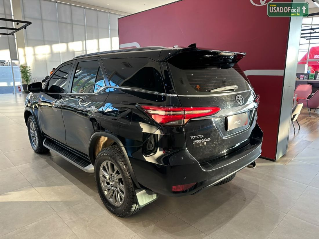 Toyota Hilux SW4 SRX 2.8 4x4 TDI Automático Diesel 2021/2021 — foto 4 de 15