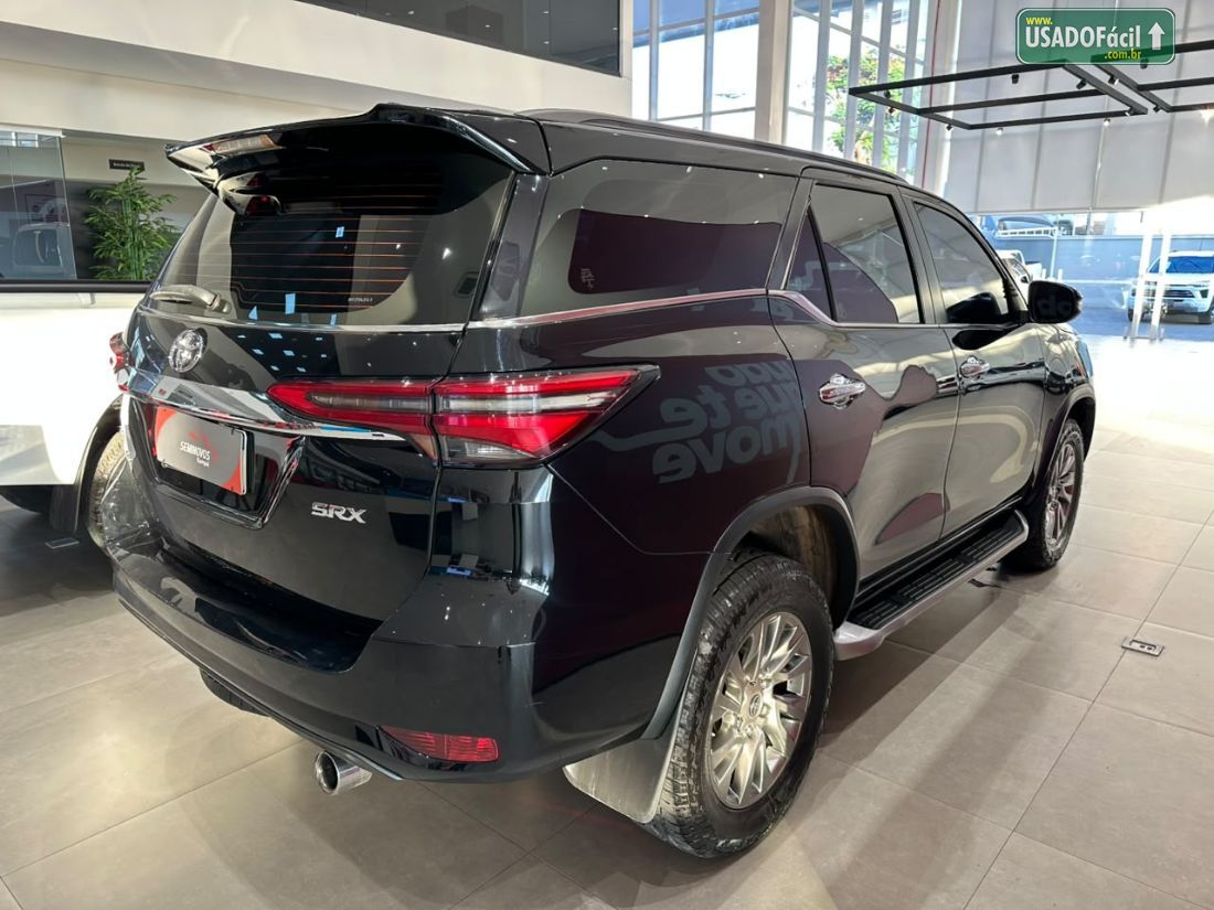 Toyota Hilux SW4 SRX 2.8 4x4 TDI Automático Diesel 2021/2021 — foto 6 de 15