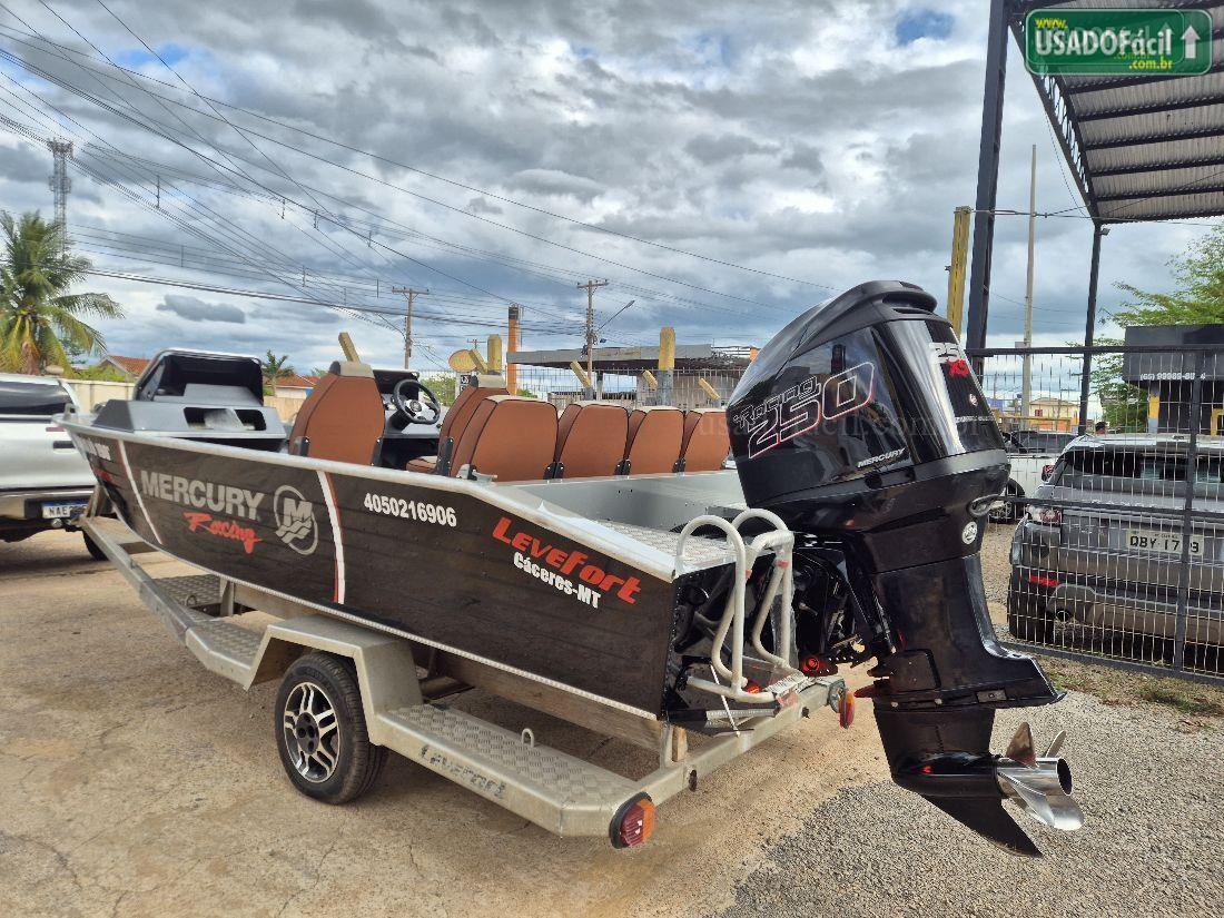LEVEFORT Levefort marajó 190 master com mercury 250hp pro xs 2017/2017 — foto 3 de 12