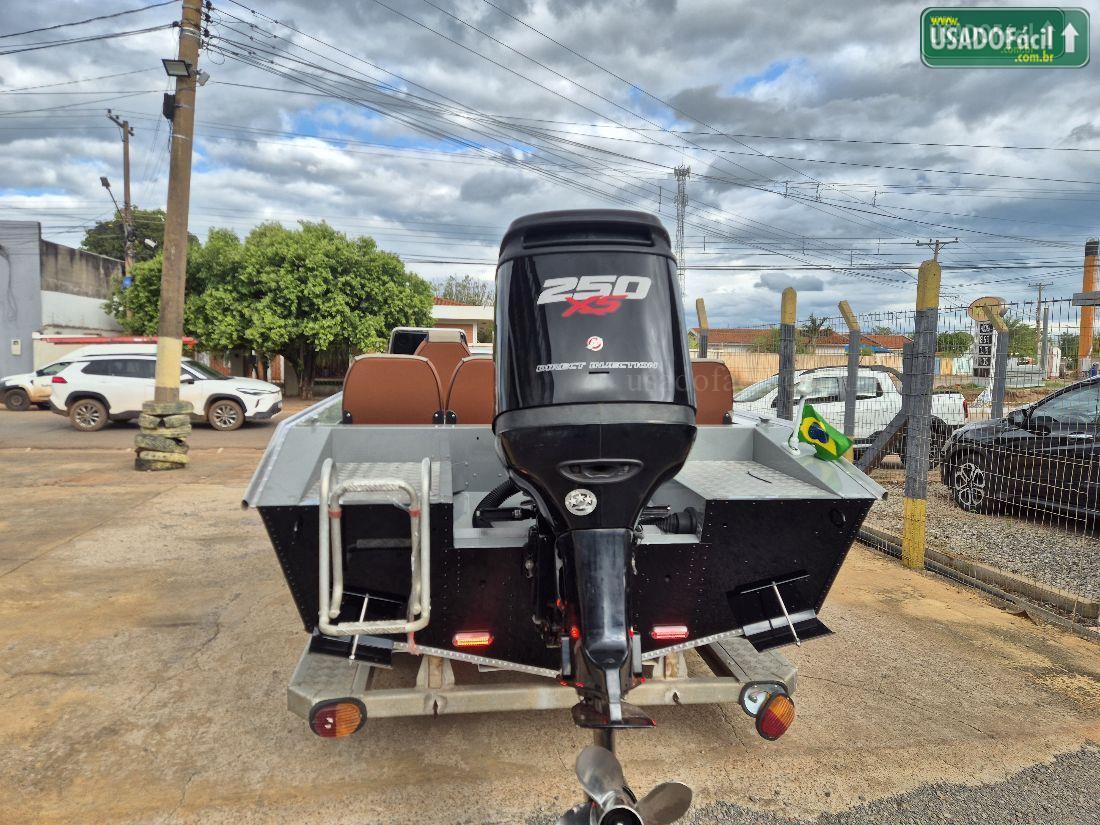 LEVEFORT Levefort marajó 190 master com mercury 250hp pro xs 2017/2017 — foto 4 de 12