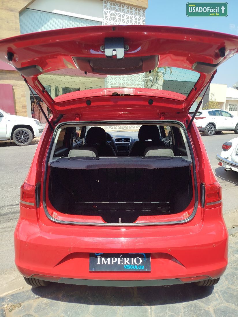 Volkswagen Fox Comfortline 1.0 4P Flex 2015/2016 — foto 12 de 12