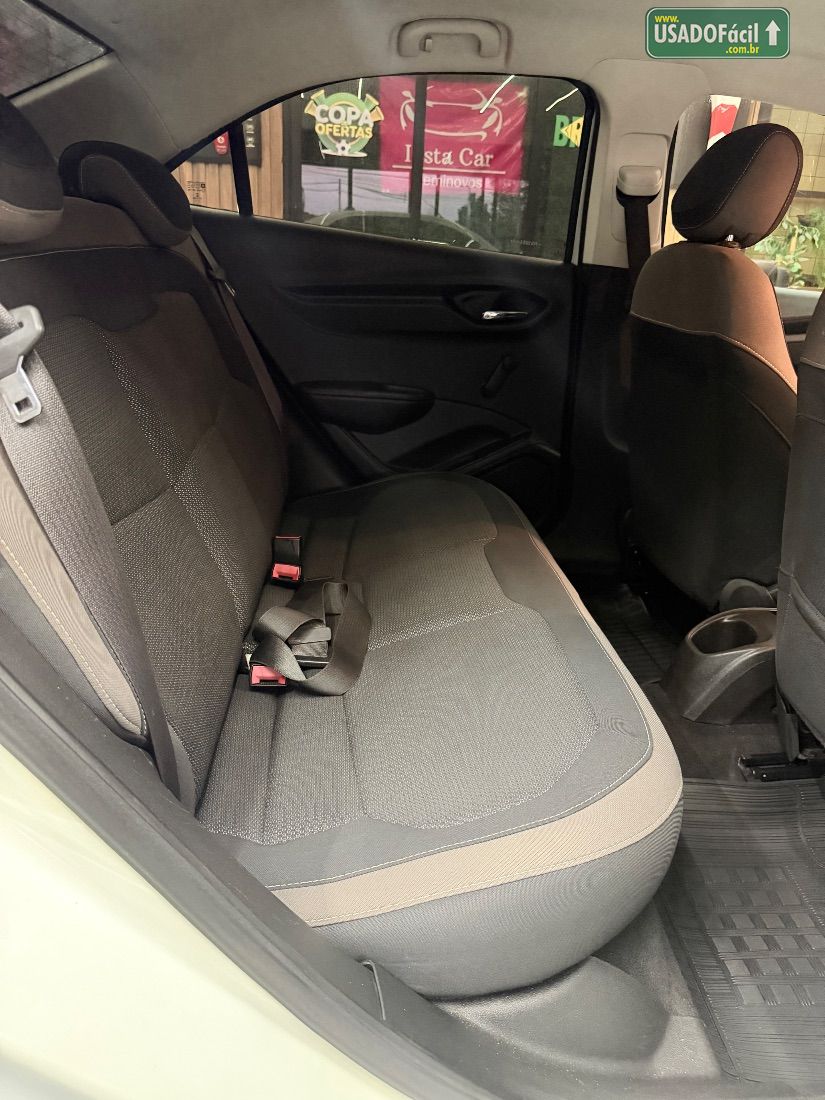 CHEVROLET/GM Prisma Sedan LT 1.4 FlexPower 2014/2015 — foto 9 de 11