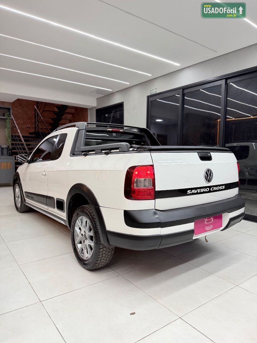 Volkswagen Saveiro Cross CE 1.6 Total Flex 2015/2016 — foto 12 de 13