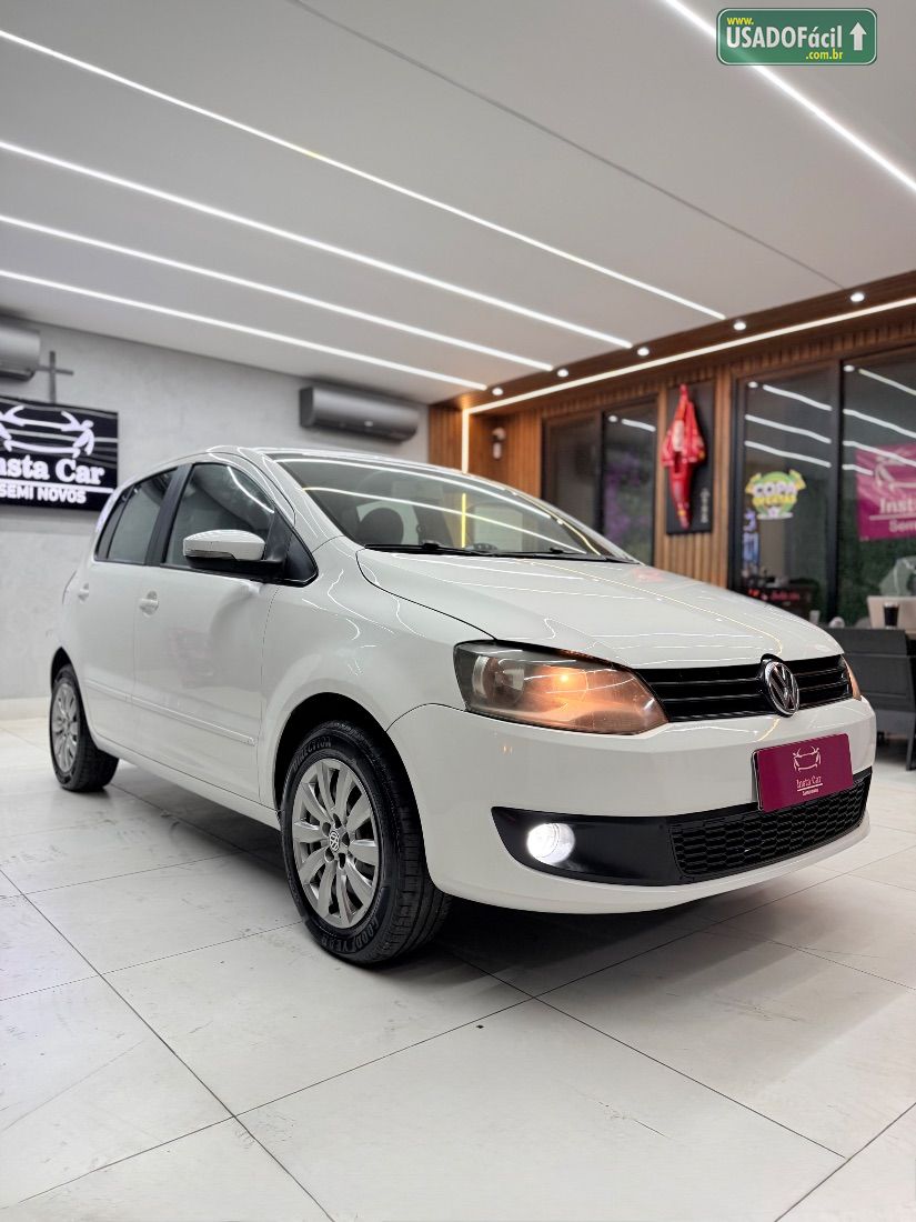 Volkswagen Fox 1.0 Mi 4P Total Flex 2013/2013 — foto 3 de 21