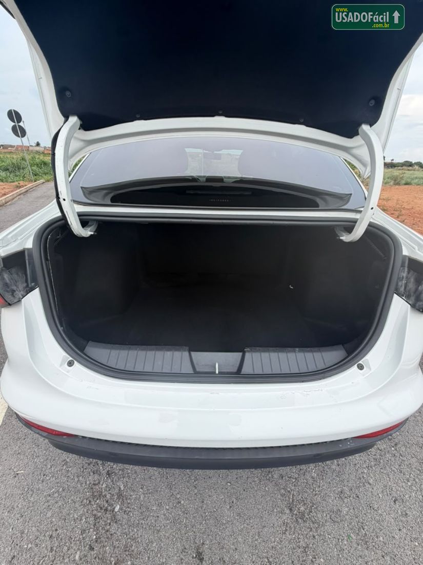 Fiat Cronos Drive 1.3 Mecânico Flex 2021/2022 — foto 9 de 11
