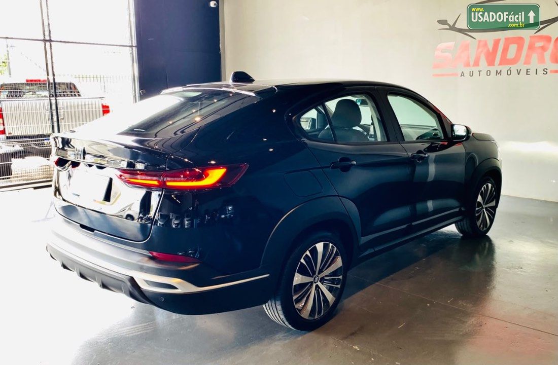 Fiat Fastback Audace 200 Turbo Automático Híbri­do 2025/2025 — foto 21 de 50