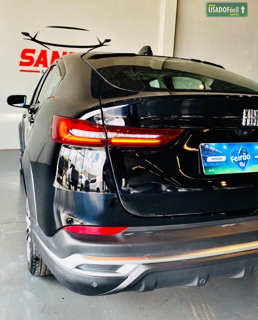 Fiat Fastback Audace 200 Turbo Automático Híbri­do 2025/2025 — foto 22 de 50