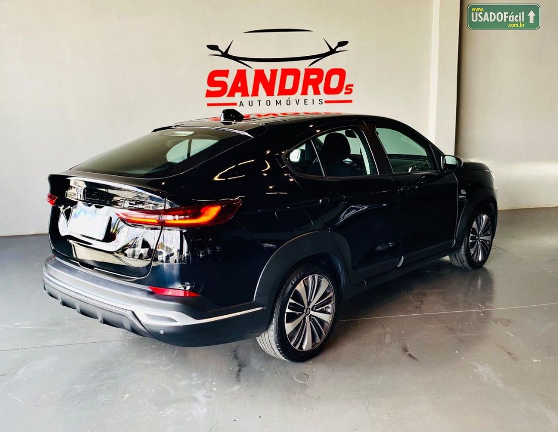 Fiat Fastback Audace 200 Turbo Automático Híbri­do 2025/2025 — foto 24 de 50