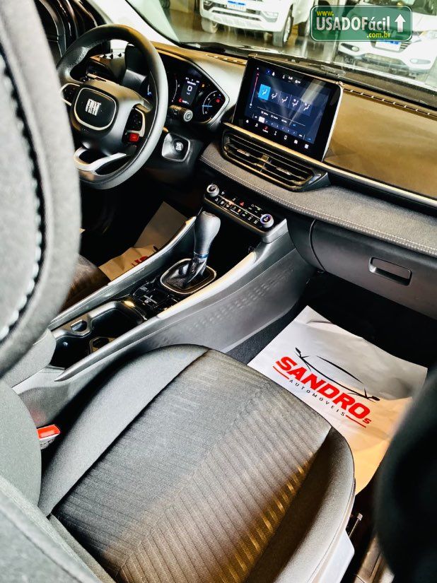 Fiat Fastback Audace 200 Turbo Automático Híbri­do 2025/2025 — foto 36 de 50