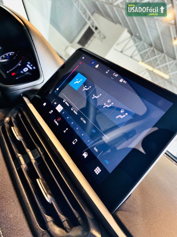 Fiat Fastback Audace 200 Turbo Automático Híbri­do 2025/2025 — foto 43 de 50