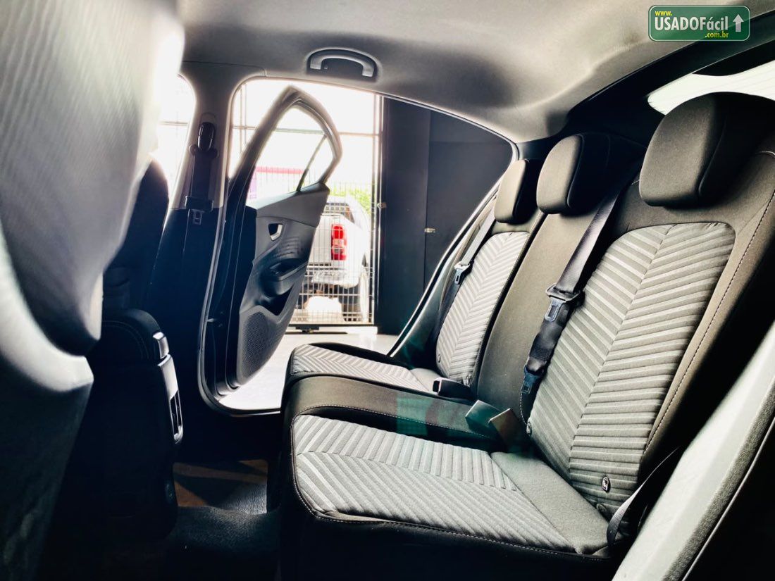 Fiat Fastback Audace 200 Turbo Automático Híbri­do 2025/2025 — foto 45 de 50