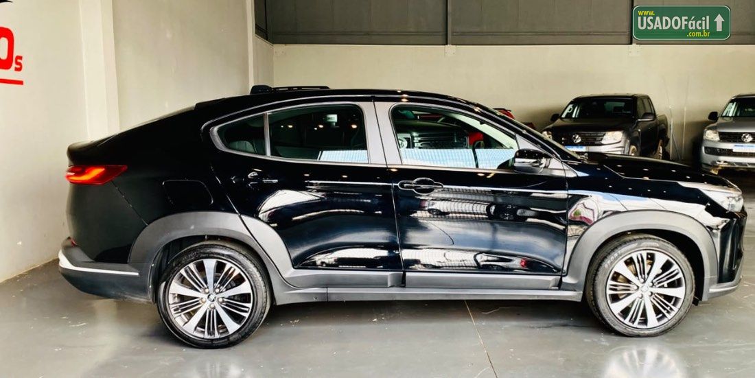 Fiat Fastback Audace 200 Turbo Automático Híbri­do 2025/2025 — foto 5 de 50