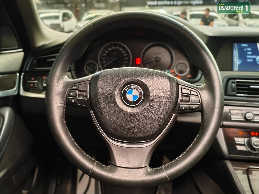 BMW bmw 535iA 3.0 306cv Bi-Turbo 2010/2011 — foto 14 de 23