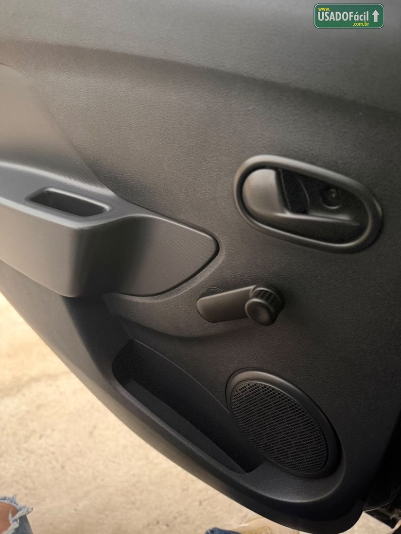 Renault Logan Authentique 1.0 Flex 2017/2018 — foto 14 de 20