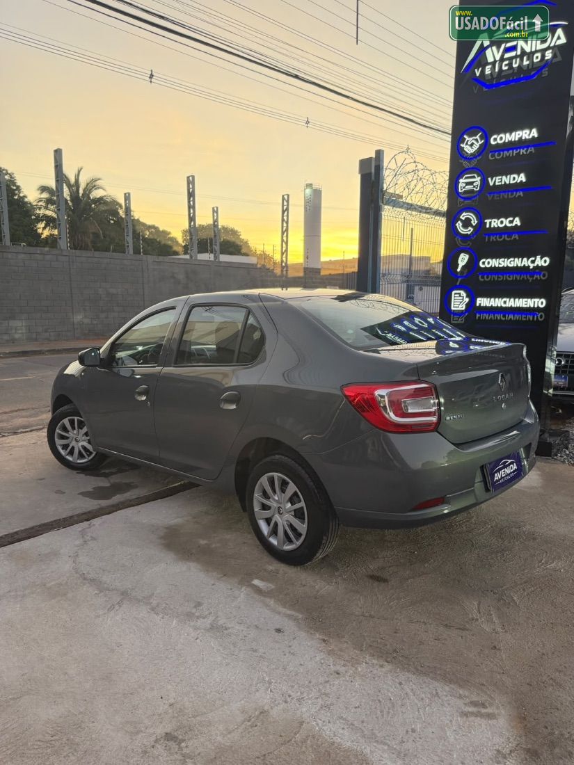 Renault Logan Authentique 1.0 Flex 2017/2018 — foto 4 de 20