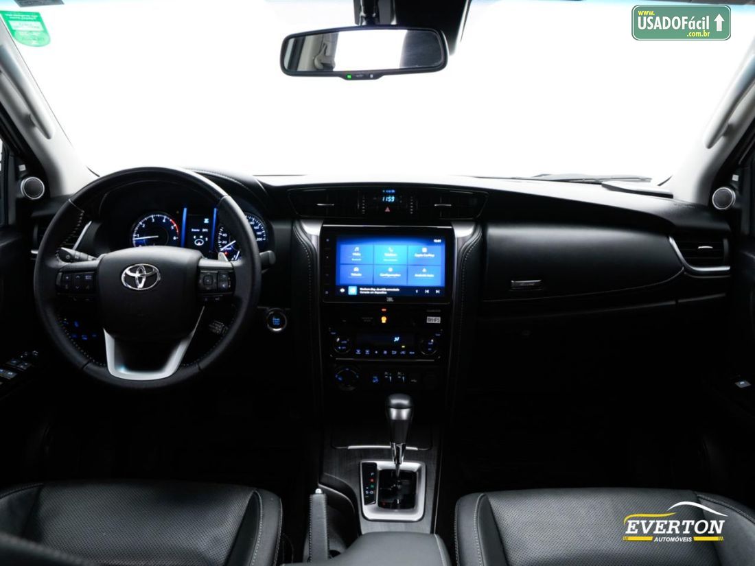 Toyota Hilux SW4 SRX 2.8 4x4 TDI Automático Diesel 2024/2024 — foto 12 de 22