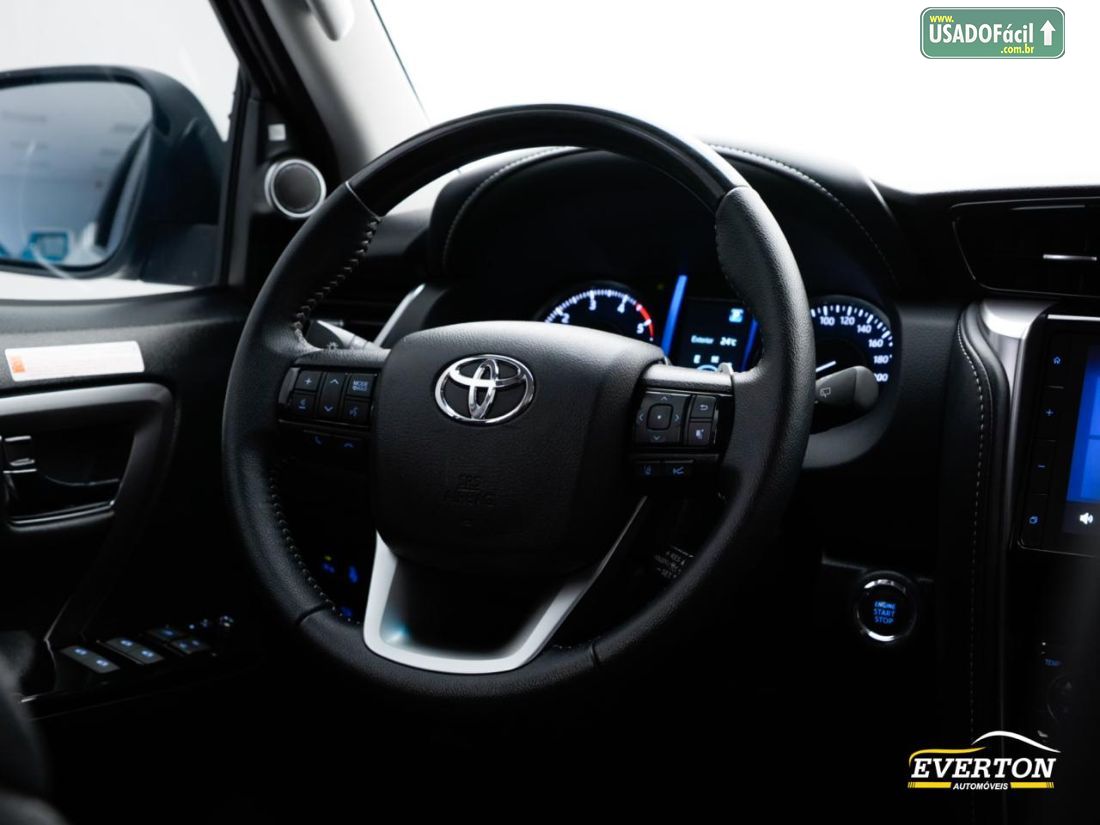 Toyota Hilux SW4 SRX 2.8 4x4 TDI Automático Diesel 2024/2024 — foto 15 de 22