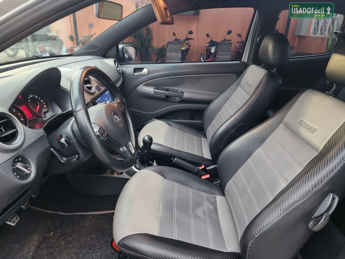 Volkswagen Saveiro Cross CD 1.6 Total Flex 2015/2015 — foto 10 de 12