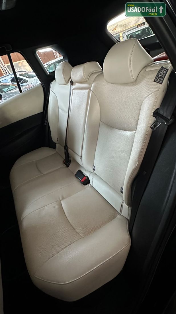 Toyota Corolla Cross XRX 1.8 Automático Híbrido 2022/2023 — foto 13 de 17