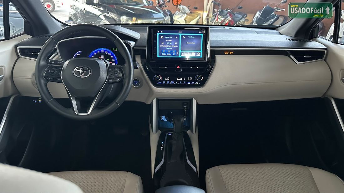 Toyota Corolla Cross XRX 1.8 Automático Híbrido 2022/2023 — foto 4 de 17