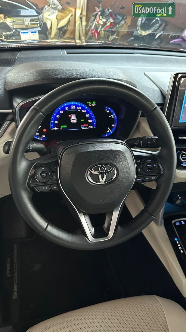 Toyota Corolla Cross XRX 1.8 Automático Híbrido 2022/2023 — foto 6 de 17
