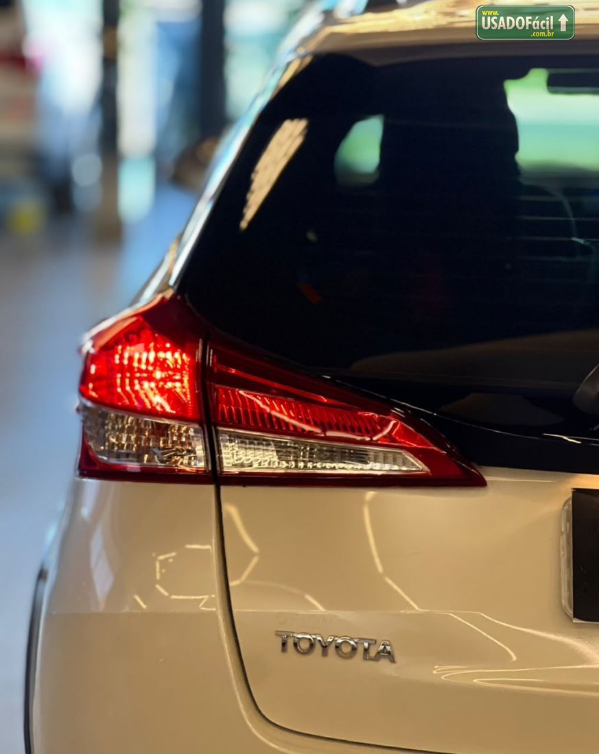 Toyota Yaris Hatch X-Way 1.5 Automático Flex 2019/2019 — foto 6 de 12