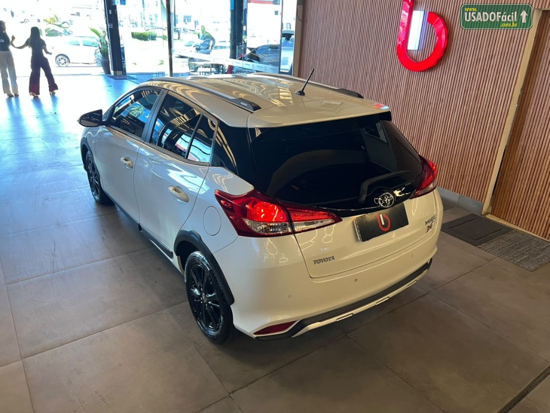 Toyota Yaris Hatch X-Way 1.5 Automático Flex 2019/2019 — foto 4 de 12