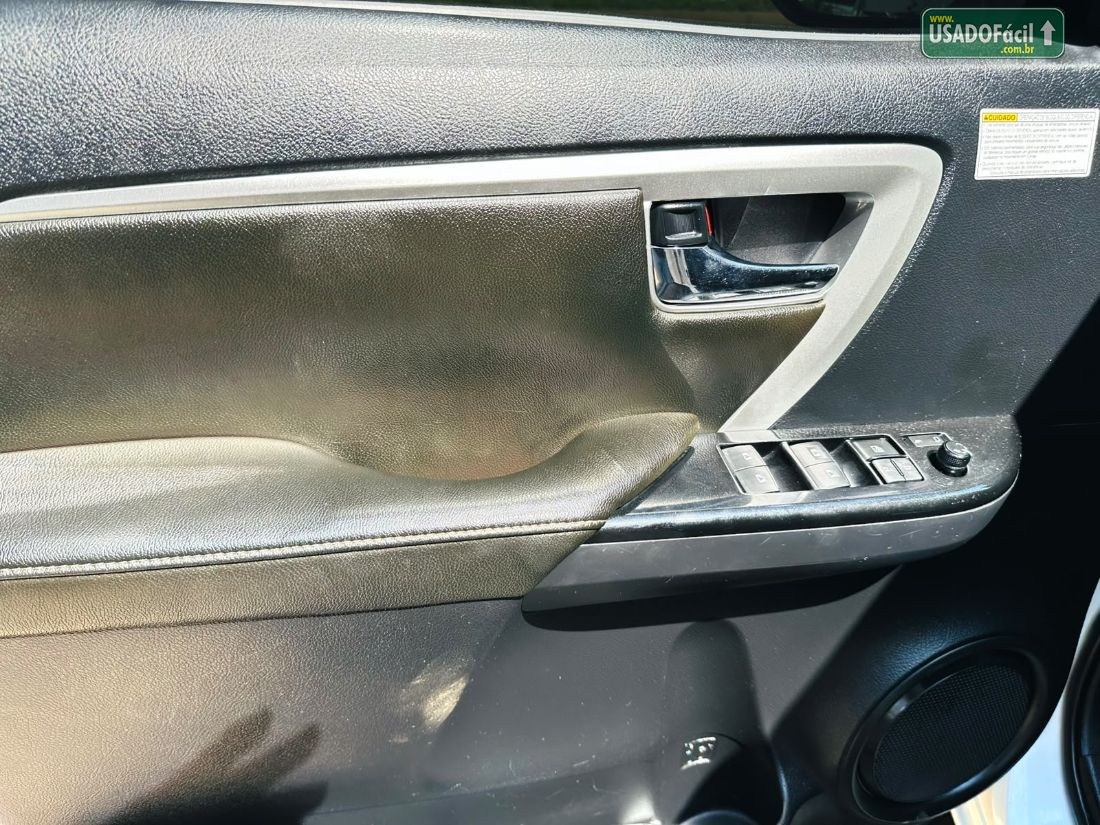 Toyota Hilux SW4 SRX 2.8 4x4 TDI Automático Diesel 2017/2017 — foto 4 de 18
