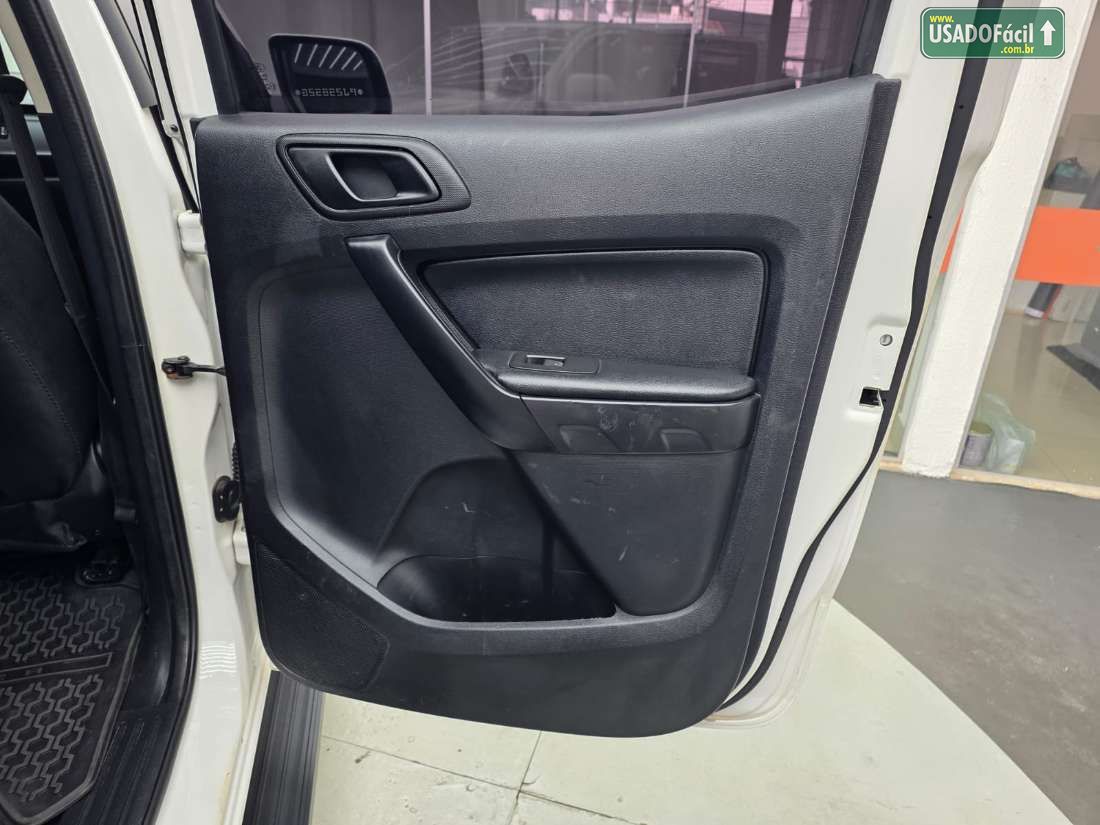 FORD Ranger XLS CD 2.2 4x4 Automático Diesel 2022/2023 — foto 24 de 28