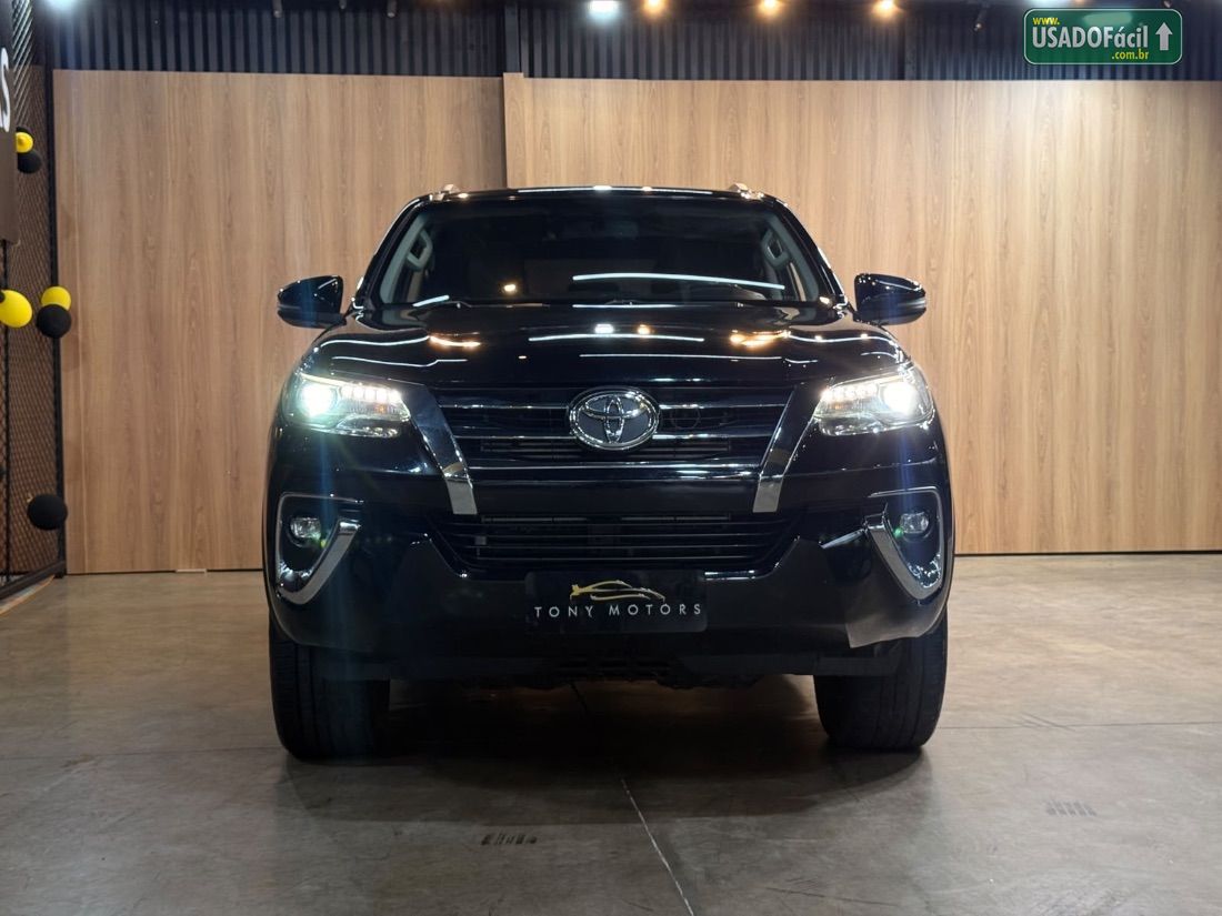 Toyota Hilux SW4 SRX 2.8 4x4 TDI Automático Diesel 2019/2019 — foto 2 de 13