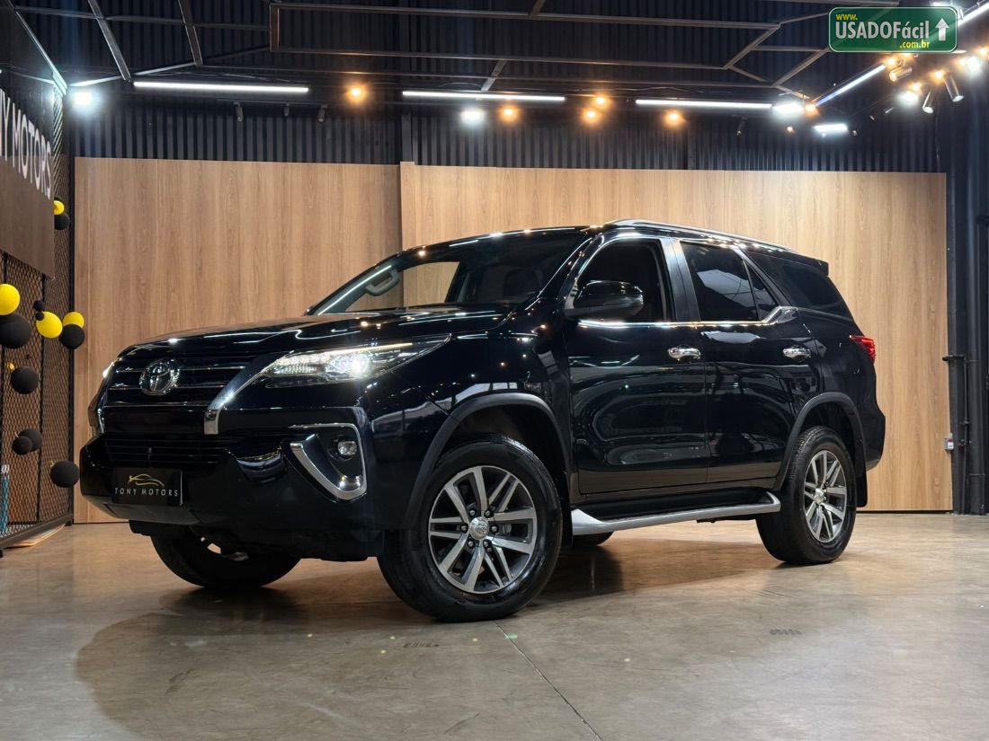 Toyota Hilux SW4 SRX 2.8 4x4 TDI Automático Diesel