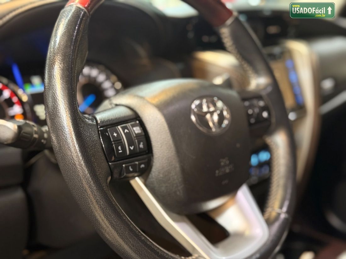 Toyota Hilux SW4 SRX 2.8 4x4 TDI Automático Diesel 2019/2019 — foto 5 de 13
