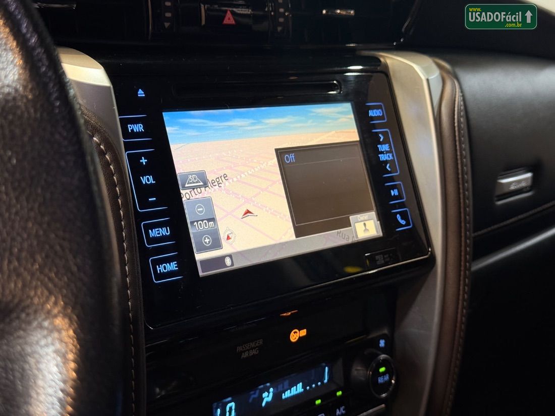 Toyota Hilux SW4 SRX 2.8 4x4 TDI Automático Diesel 2019/2019 — foto 6 de 13
