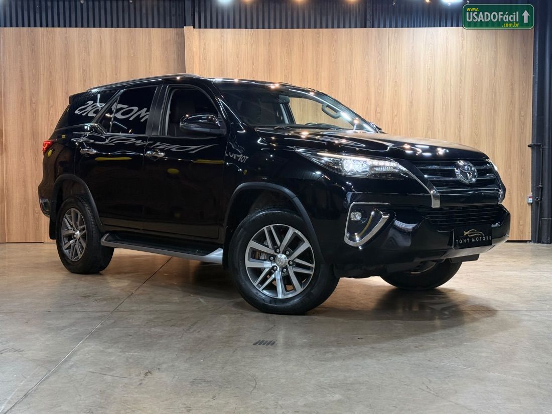 Toyota Hilux SW4 SRX 2.8 4x4 TDI Automático Diesel 2019/2019 — foto 3 de 13