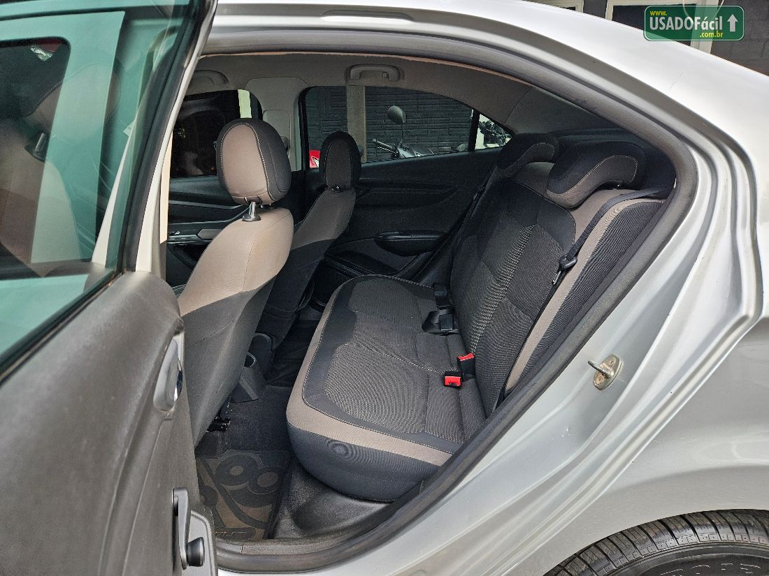 CHEVROLET/GM Prisma Sedan LT 1.0 FlexPower 2014/2015 — foto 16 de 19