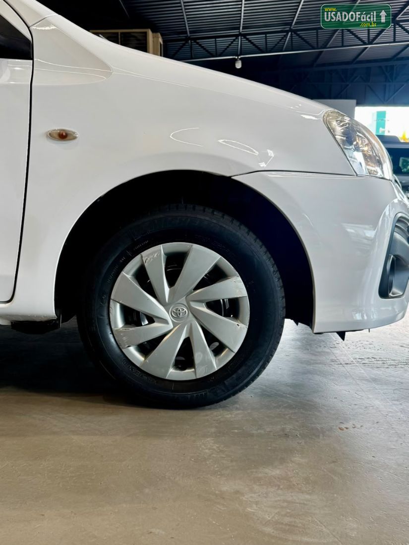 Toyota Etios Hatch X 1.3 Mecânico Flex 2017/2018 — foto 7 de 14