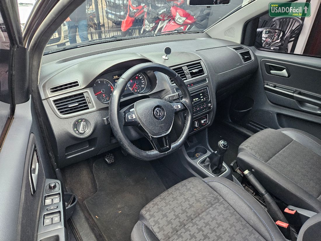 Volkswagen Fox Comfortline 1.6 4P Flex 2016/2016 — foto 10 de 19