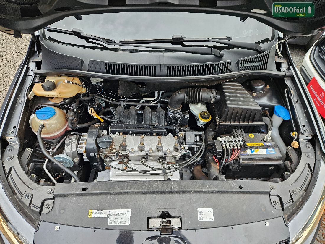 Volkswagen Fox Comfortline 1.6 4P Flex 2016/2016 — foto 18 de 19