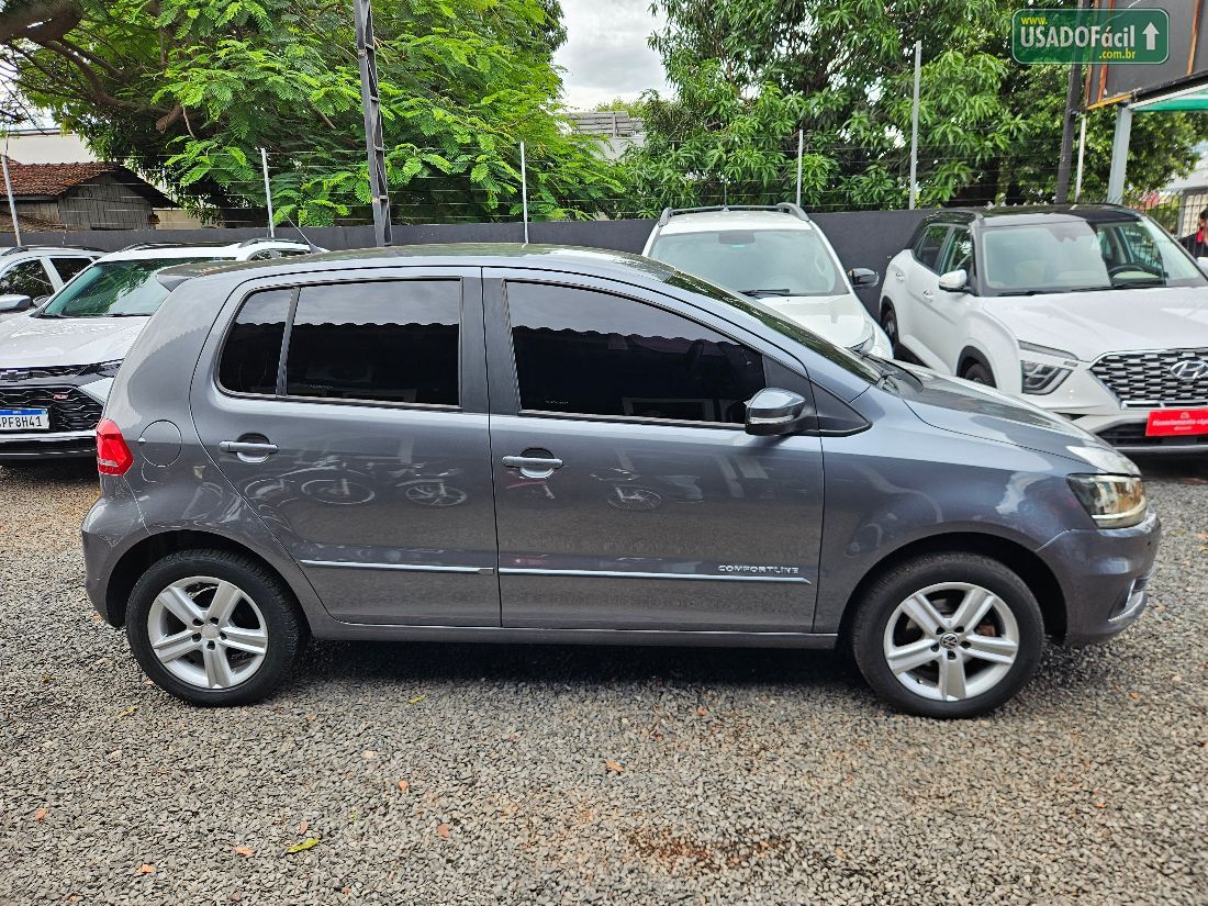 Volkswagen Fox Comfortline 1.6 4P Flex 2016/2016 — foto 6 de 19