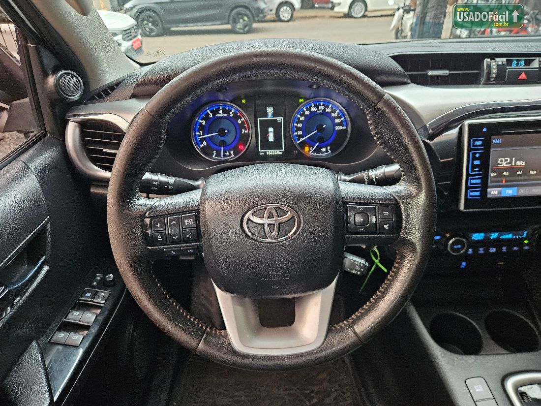 Toyota Hilux SRV CD 2.7 4X2 Automático Flex 2017/2017 — foto 14 de 23