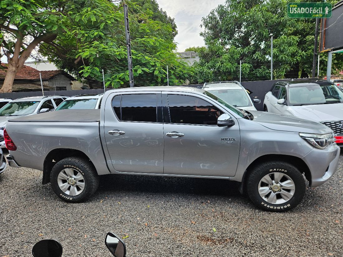 Toyota Hilux SRV CD 2.7 4X2 Automático Flex 2017/2017 — foto 6 de 23