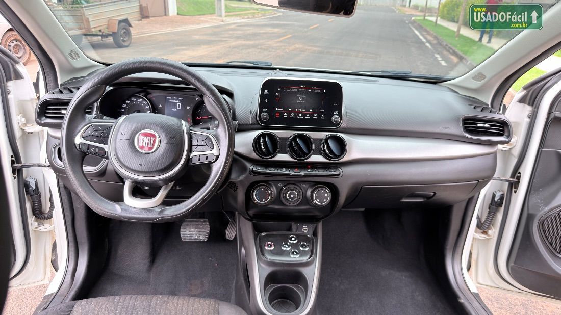 Fiat Cronos Drive GSR 1.3 Flex 2018/2019 — foto 11 de 19