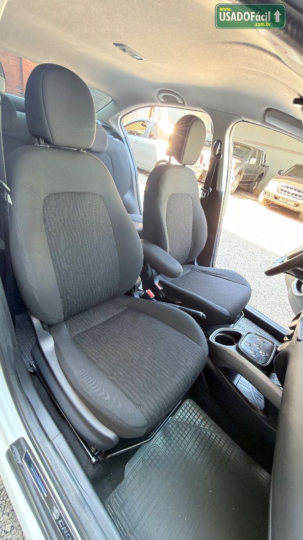 Fiat Cronos Drive GSR 1.3 Flex 2018/2019 — foto 14 de 19