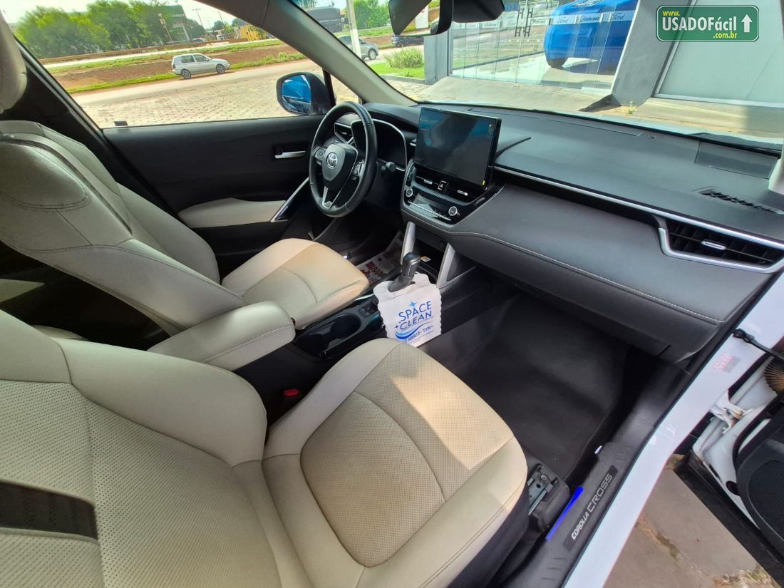 Toyota Corolla Cross XRX 1.8 Automático Híbrido 2025/2026 — foto 15 de 18